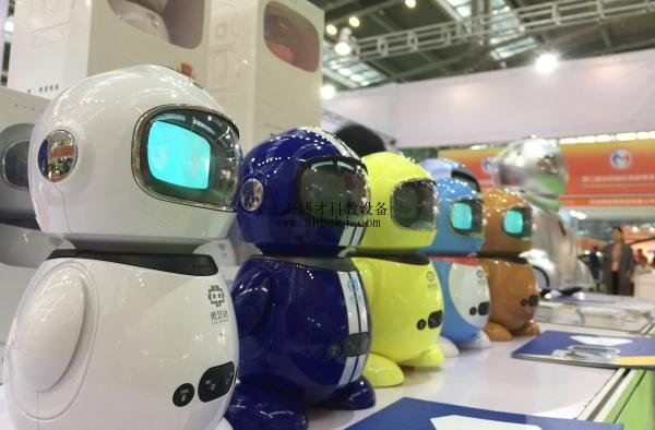 世界機器人大會,科技引領生活,機器人時代勢不可擋! 世界機器人大會,科技引領生活,機器人時代勢不可擋!